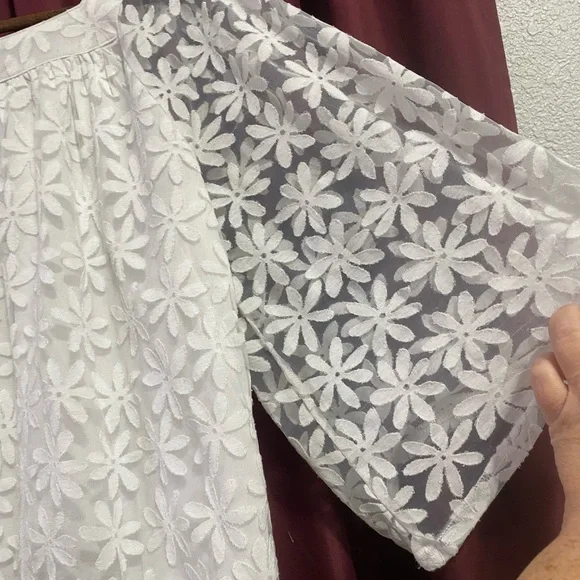 Ember lace shirt size large - Picture 7 of 8